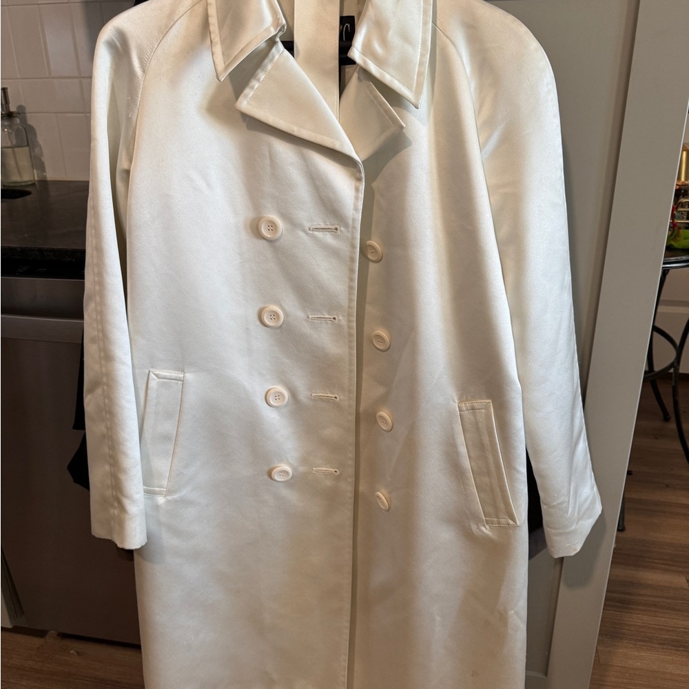 Chic White Satin Double-Breasted Coat